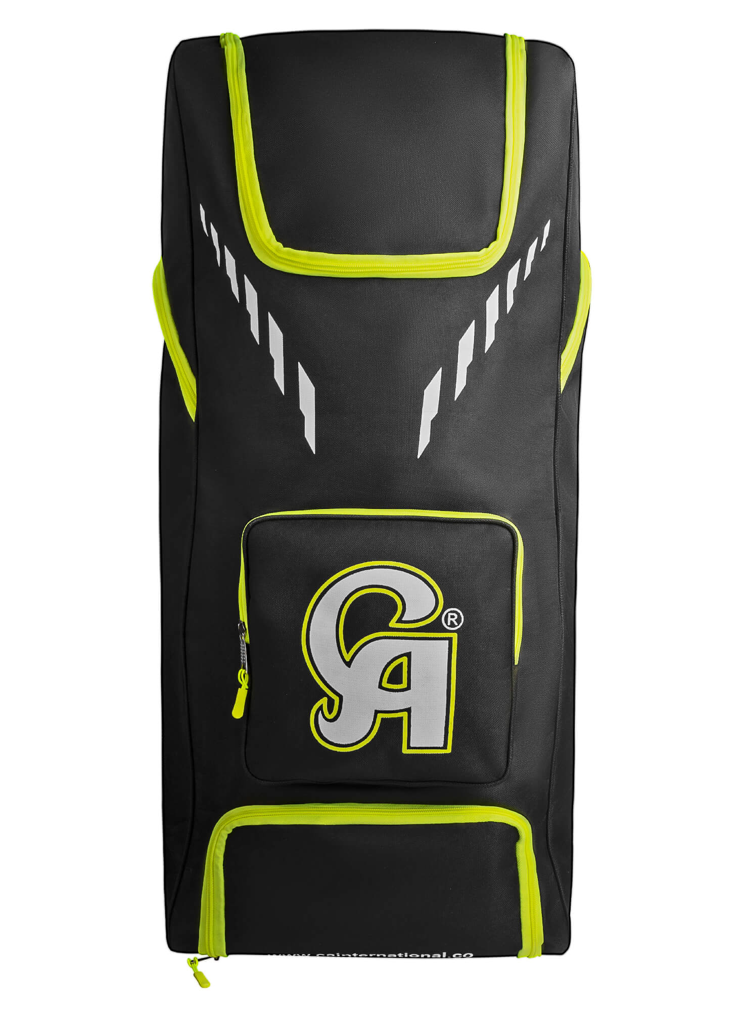 18k duffle with wheel