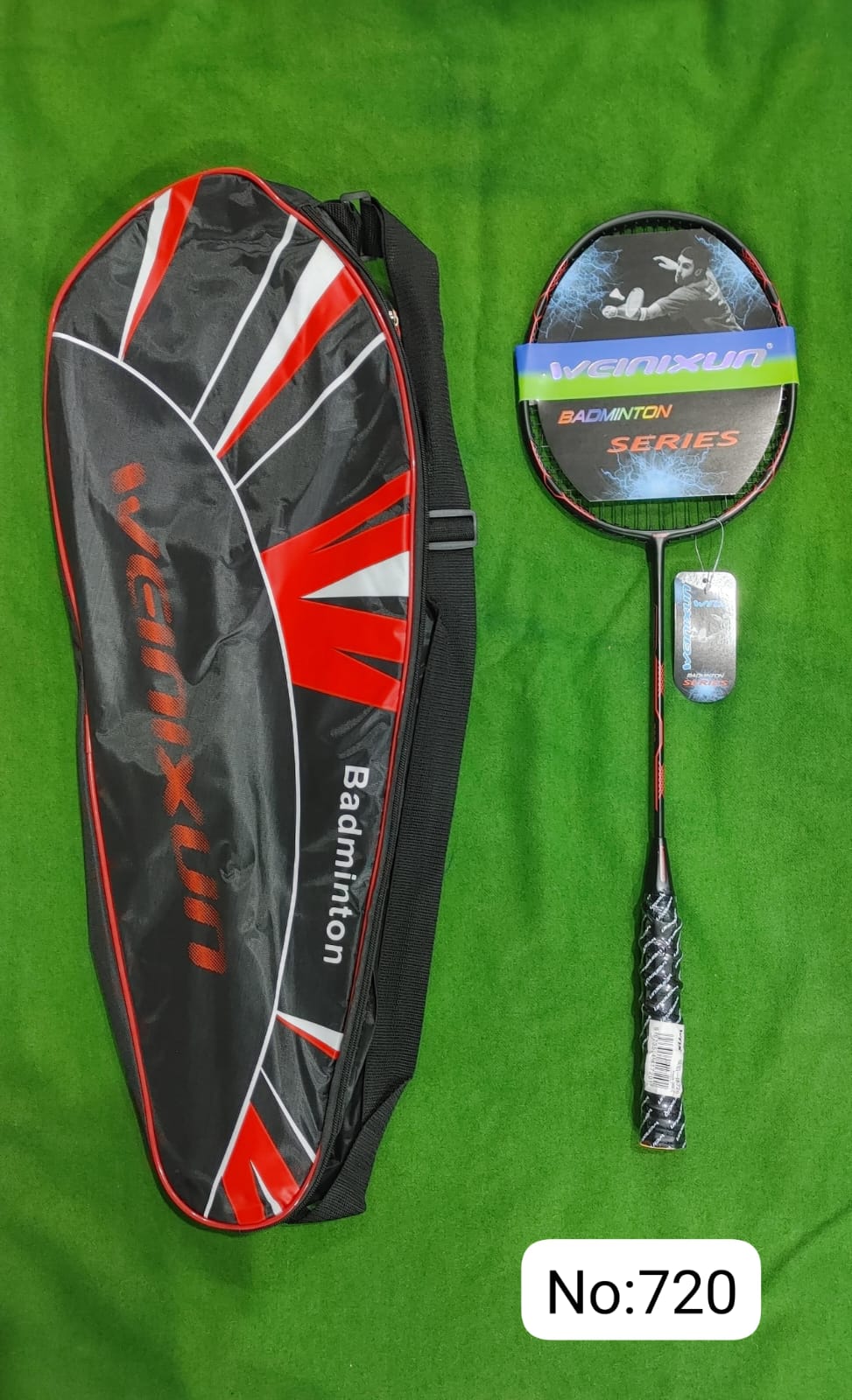 WEINIXUN 720 Badminton Racket with Cover