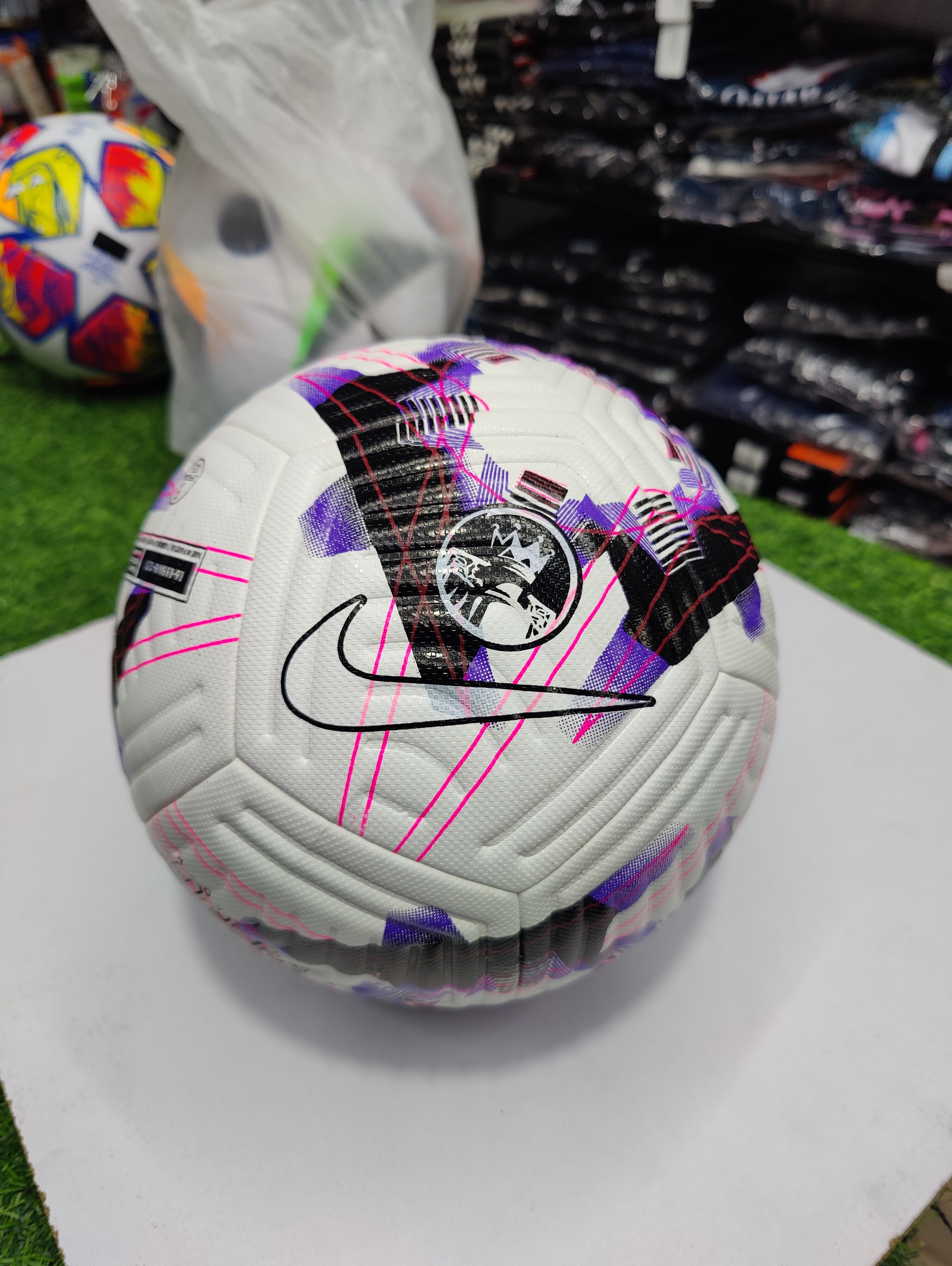 Football Nike Premier League Flight