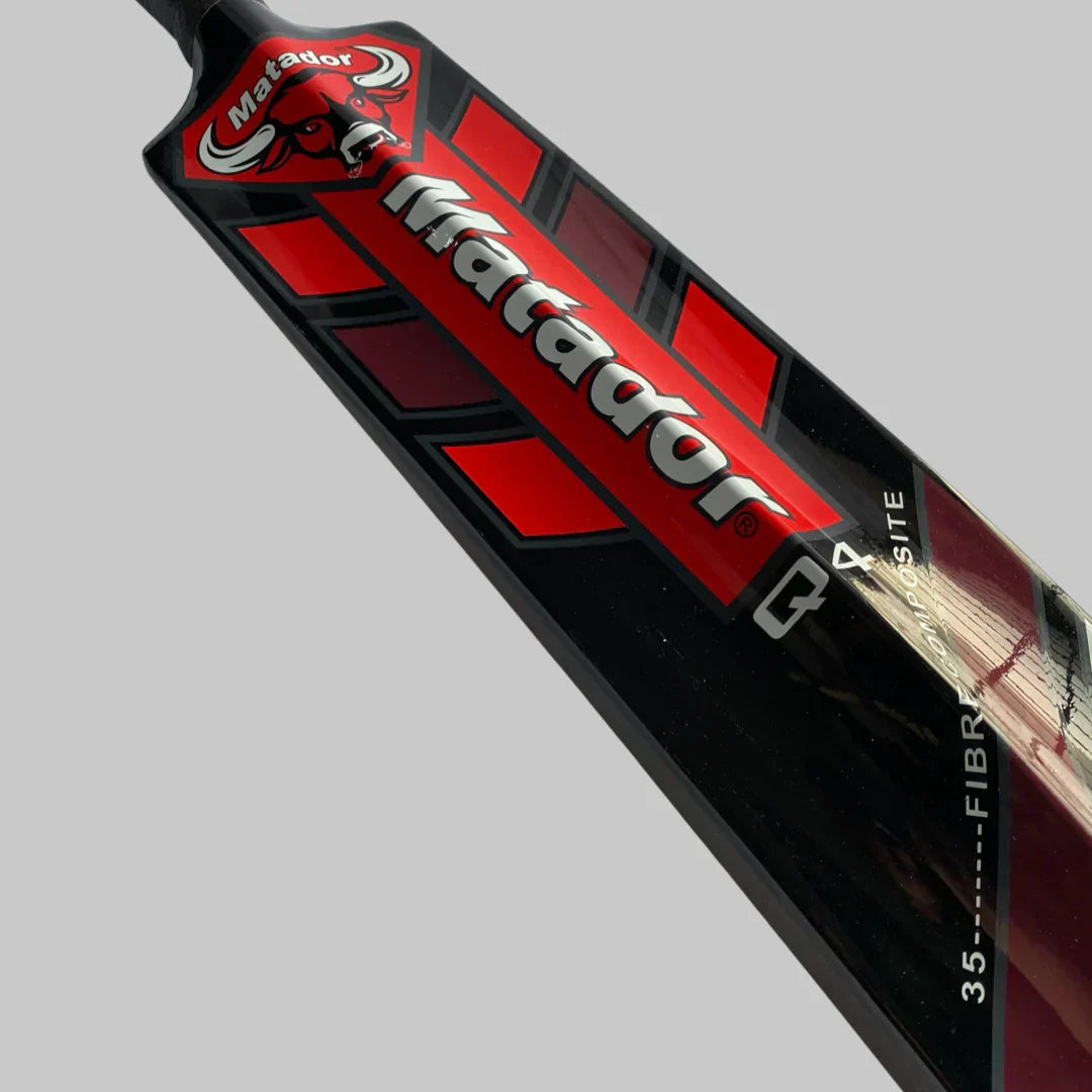 MATADOR Q4 TAPE BALL BAT