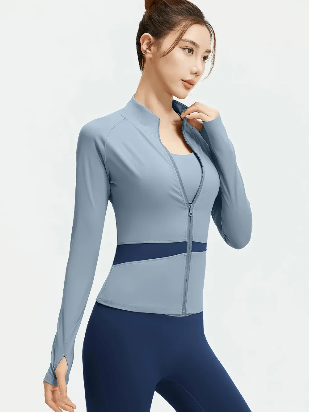 3-Piece Women's Sports/Yoga/Pilates Set – High-Waisted Leggings, Sports Bra, and Zip-Up Jacket