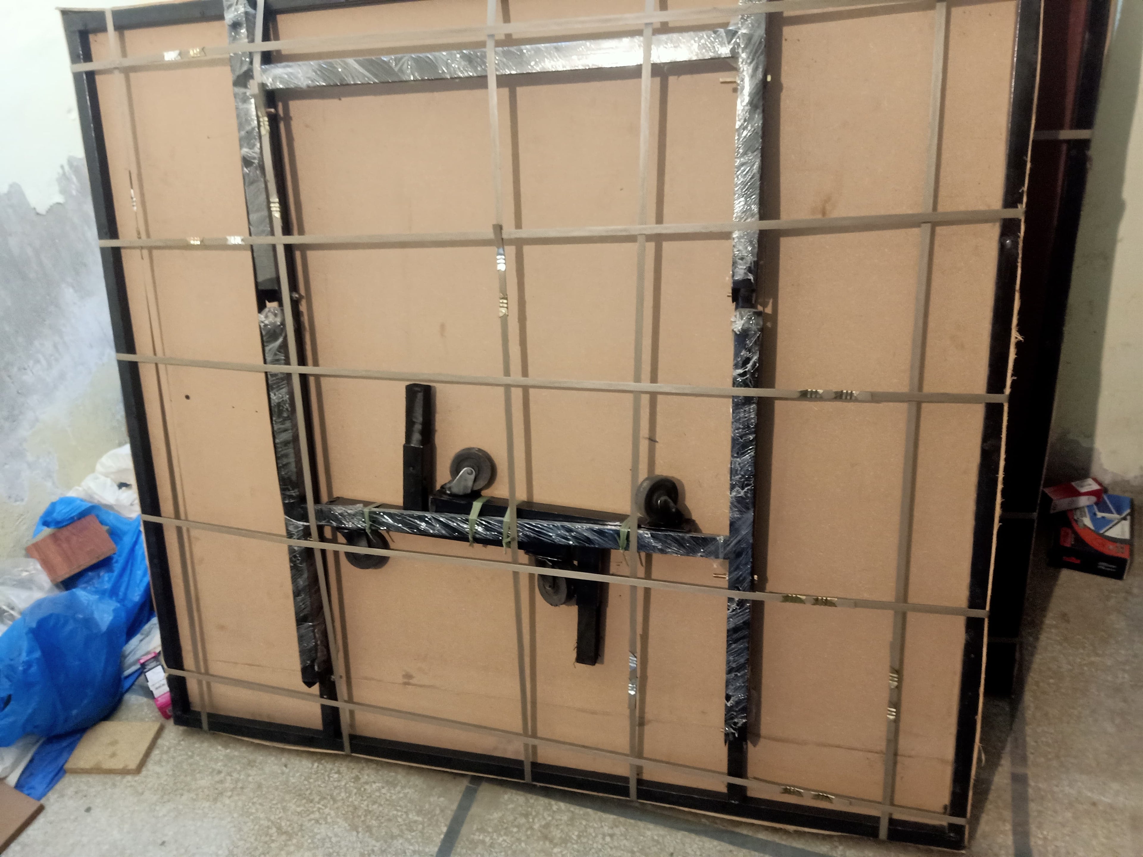 Table Tennis Table MDF/Lasani 8 Wheels